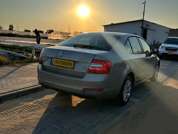 Skoda Octavia 2nd hand, 2015, private hand