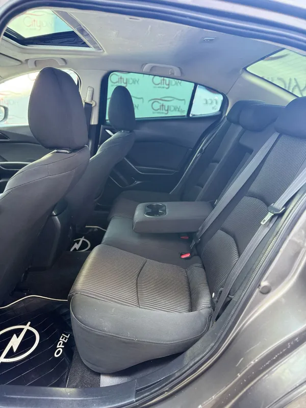 Mazda 3 2nd hand, 2016