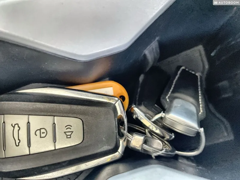 Geely Geometry C 2nd hand, 2022, private
