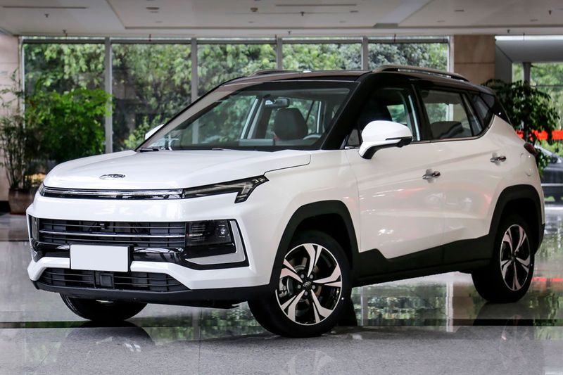 Checking a JAC e-JS4 2023 car by license plate 321-86-103 - price