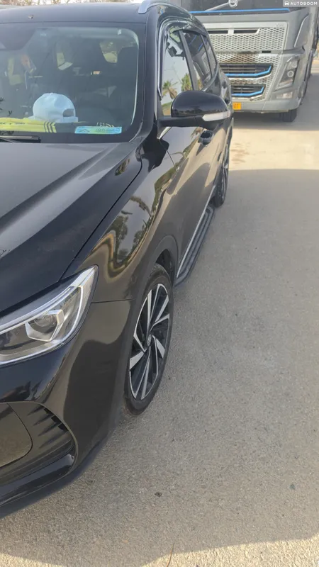 MG ZS 2nd hand, 2025, private