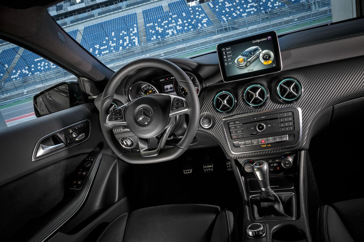 Mercedes A-Class 2015. Dashboard. Hatchback 5-door, 3 generation, restyling