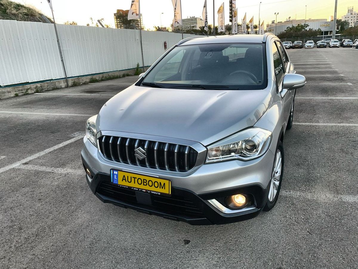 Suzuki Crossover 2ème main, 2018, main privée