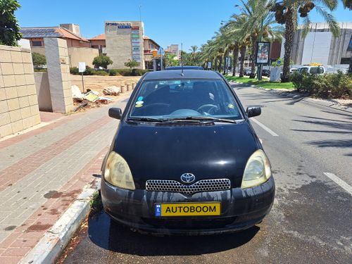 Toyota Yaris 2nd hand, 2000, private hand