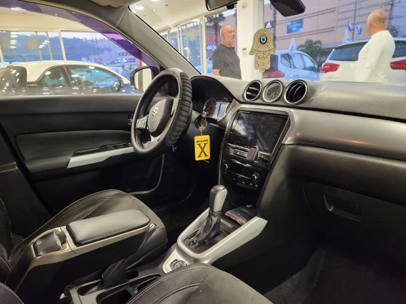 Suzuki Vitara 2ème main, 2017, main privée