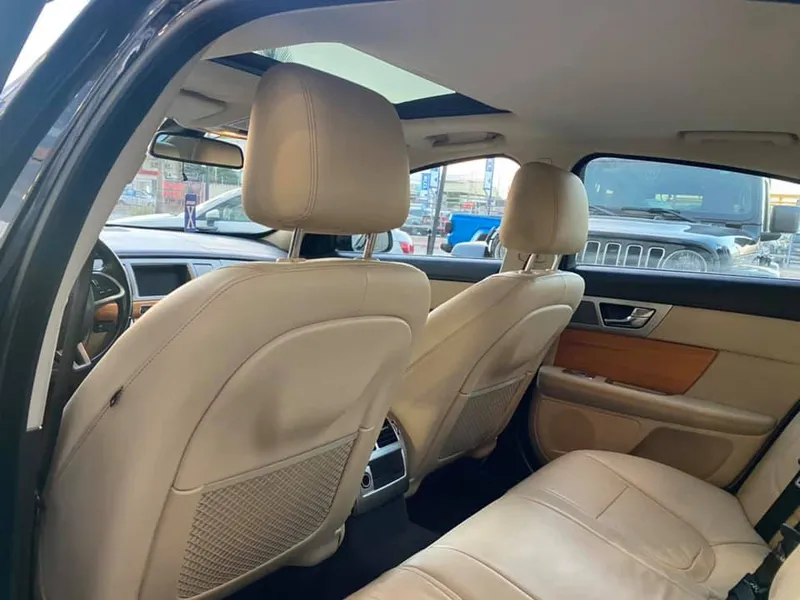 Jaguar XF 2nd hand, 2014
