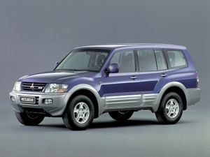 מיצובישי  פאג'רו 1999. מרכב, צורה. רכב שטח 5 דלתות, 3 דור