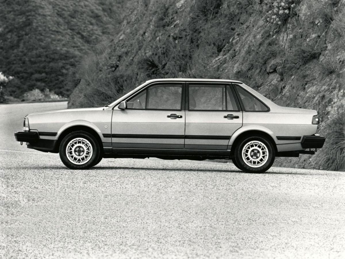 Volkswagen Quantum 1985. Carrosserie, extérieur. Berline, 1 génération