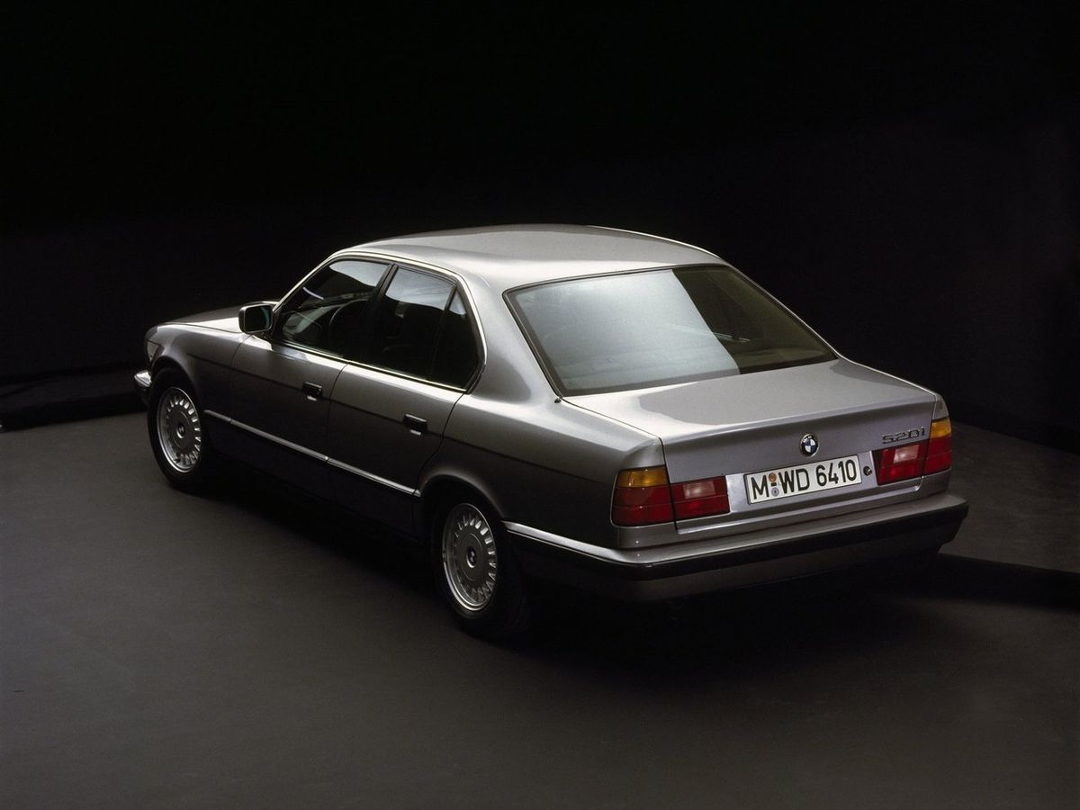 БМВ 5 серия 1988. Кузов, экстерьер. Седан, 3 поколение