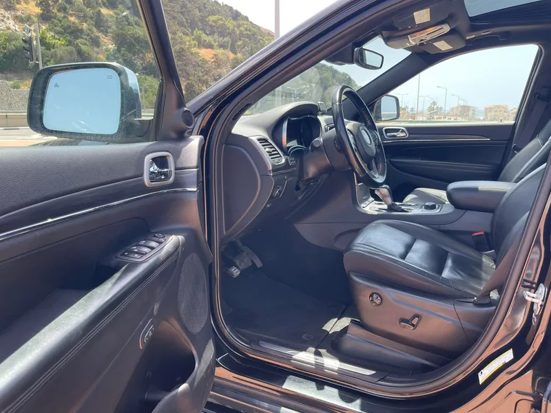 Jeep Grand Cherokee 2nd hand, 2023, private hand
