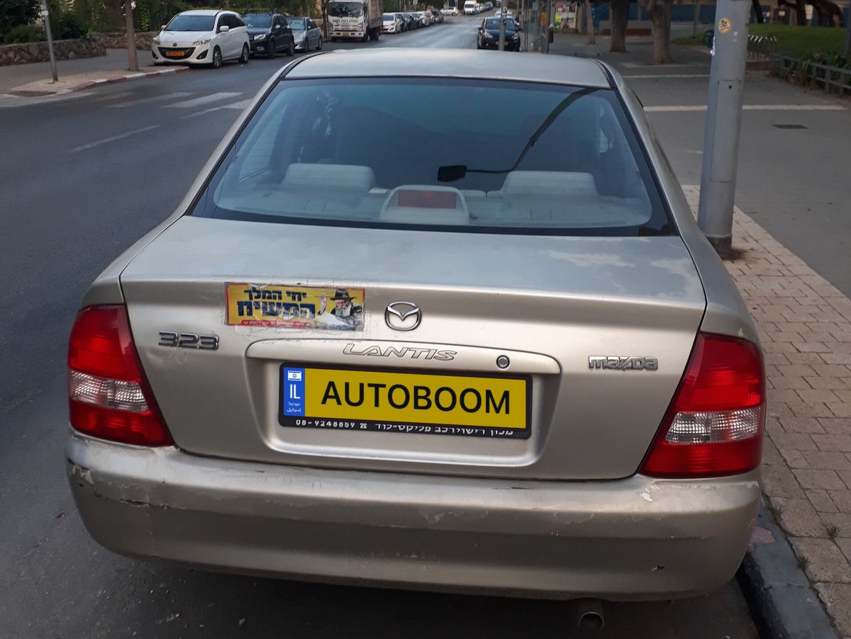 מאזדה 323 לאנטיס יד 2 רכב, 2004, פרטי
