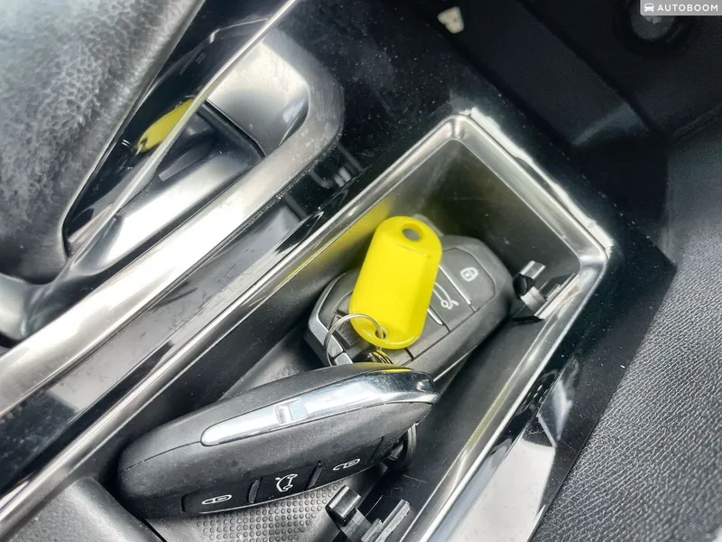 פיג'ו 3008 יד 2 רכב, 2022, פרטי