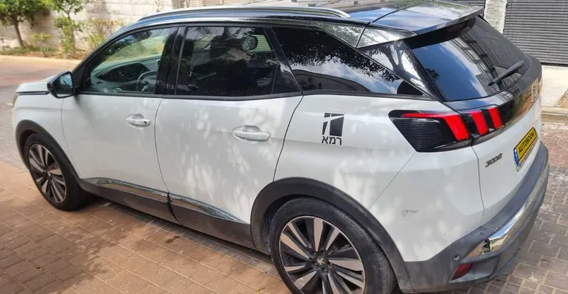 Peugeot 3008 2nd hand, 2018, private hand