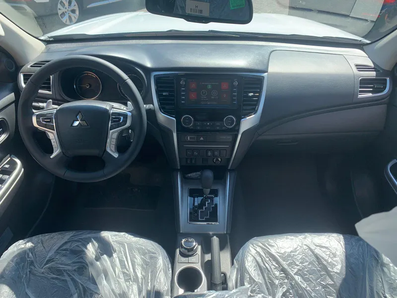 Mitsubishi Triton новый, 2021