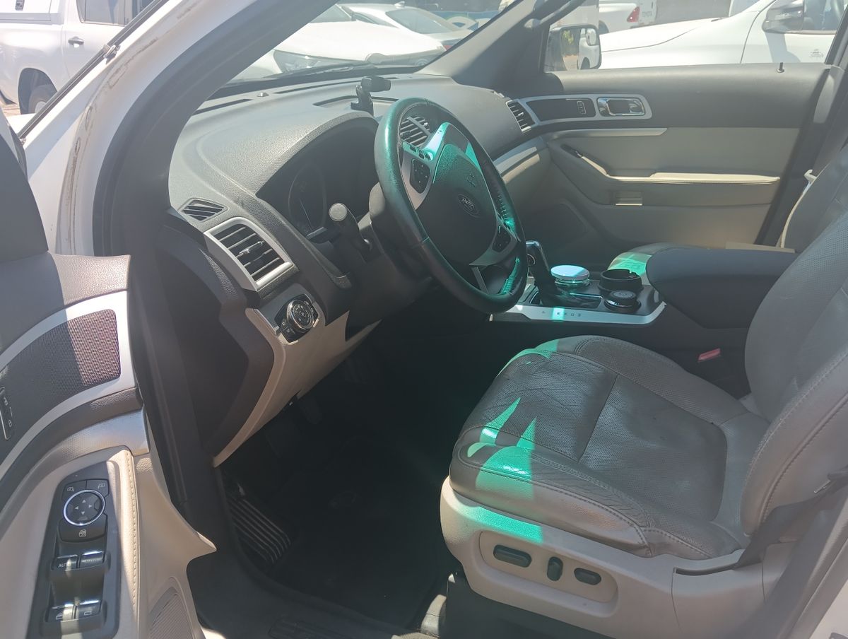 Ford Explorer 2nd hand, 2012, private hand