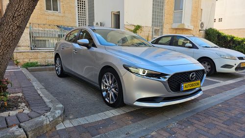 Mazda 3, 2020, photo