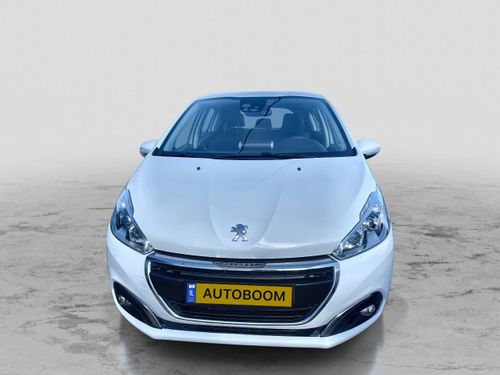 Peugeot 208, 2020, фото
