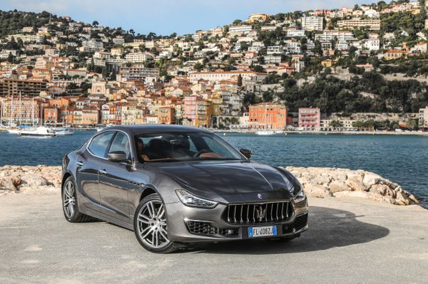 Maserati Ghibli 2016. Carrosserie, extérieur. Berline, 3 génération, restyling