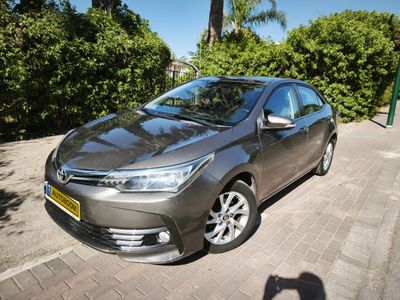 Toyota Corolla, 2016, фото