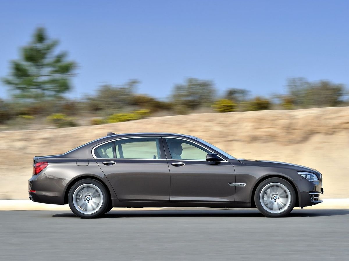 BMW 7 series 2012. Carrosserie, extérieur. Berline longue, 5 génération, restyling