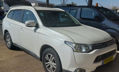 Mitsubishi Outlander 2ème main, 2015, main privée