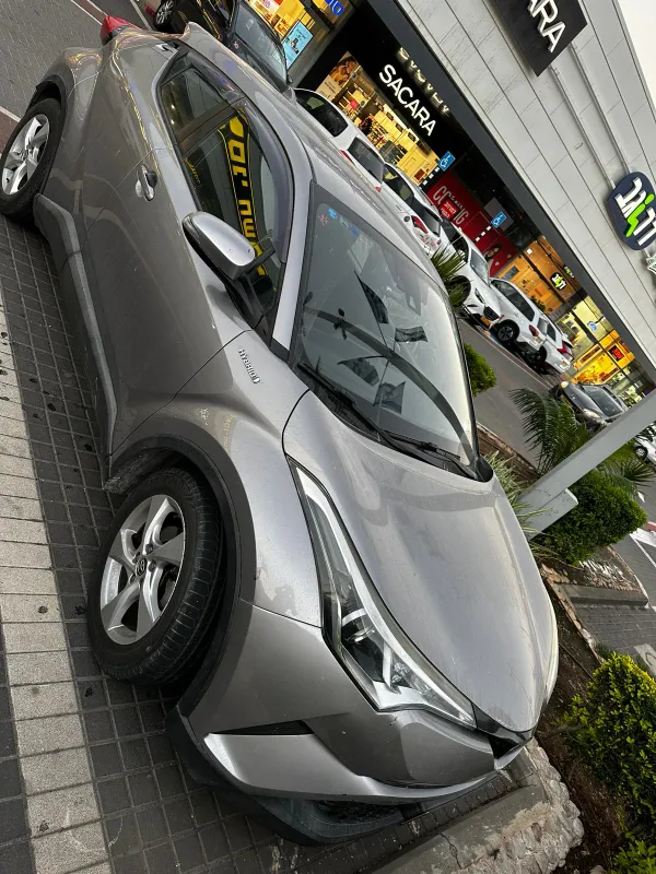 Toyota C-HR 2ème main, 2017, main privée