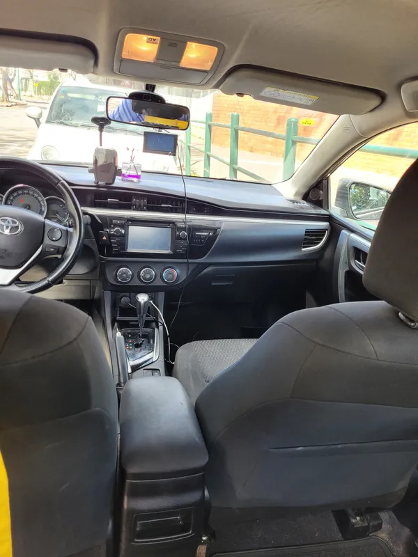 Toyota Corolla 2ème main, 2014
