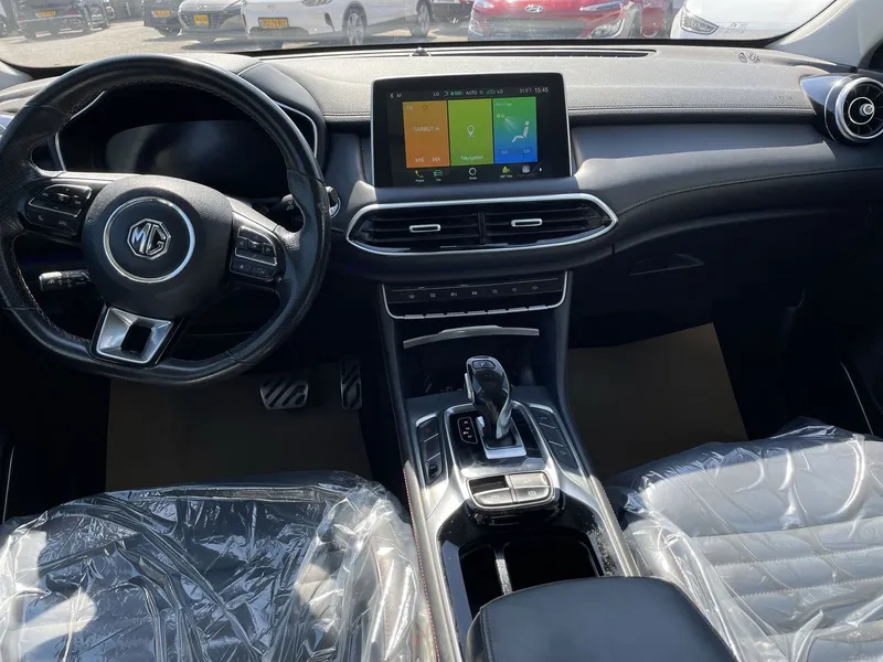 MG EHS 2ème main, 2021, main privée