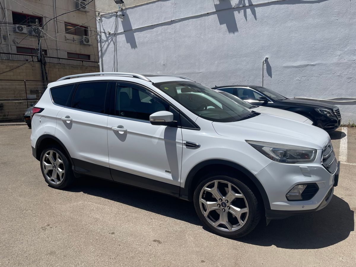 Ford Kuga 2ème main, 2017, main privée