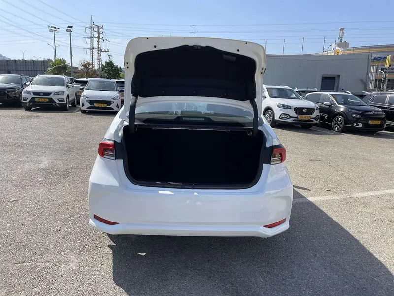 Toyota Corolla 2nd hand, 2021