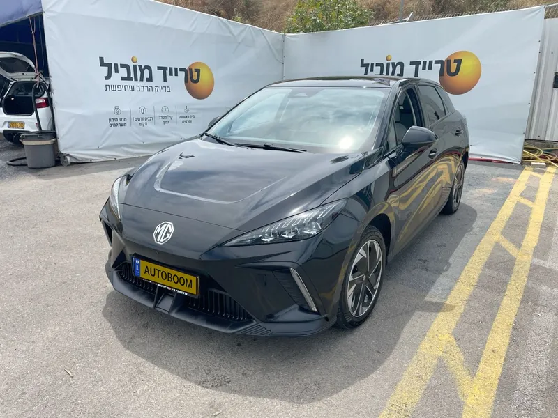 אם. ג'י. / MG 4 יד 2 רכב, 2024, פרטי