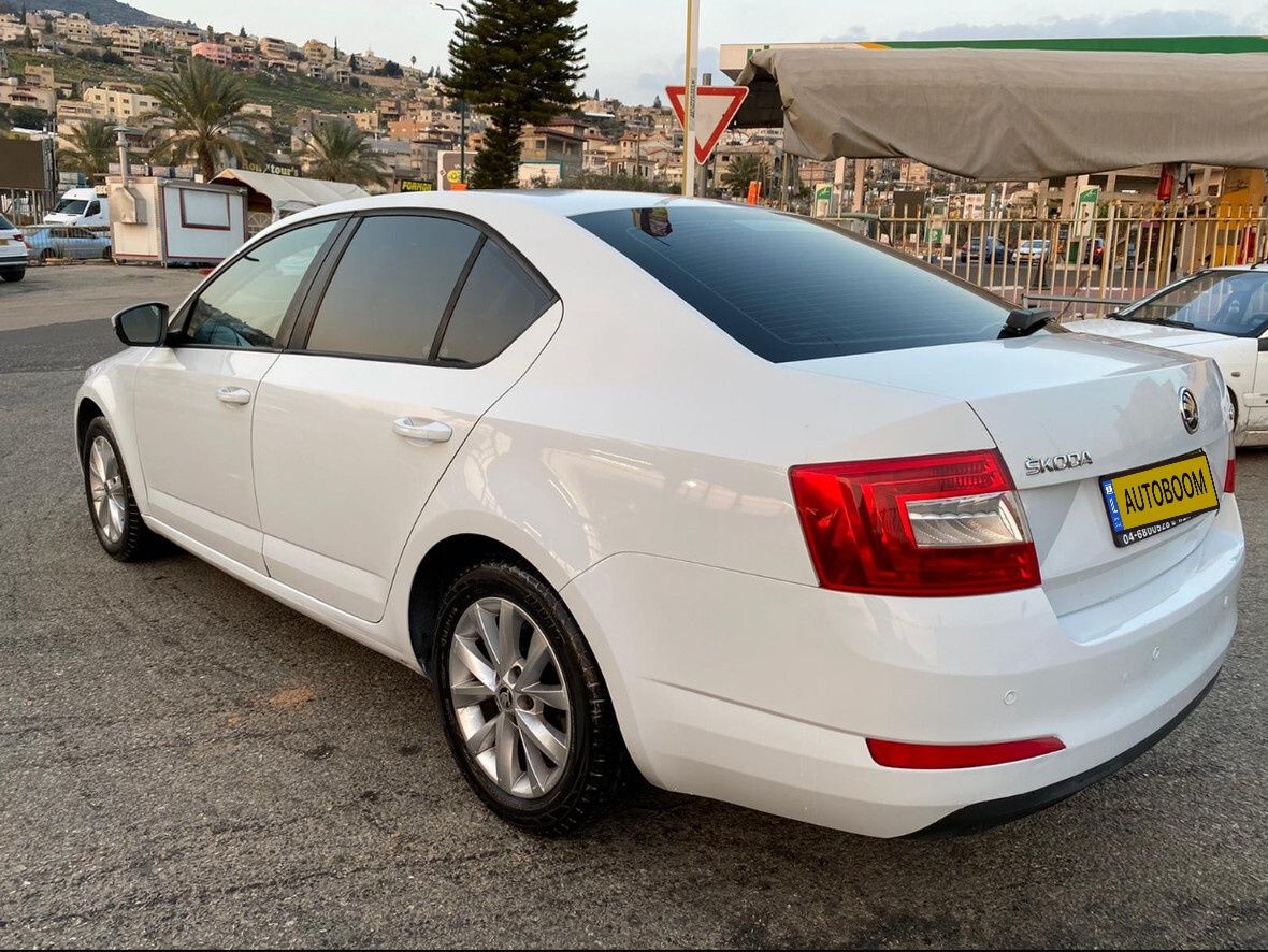Škoda Octavia 2ème main, 2015, main privée