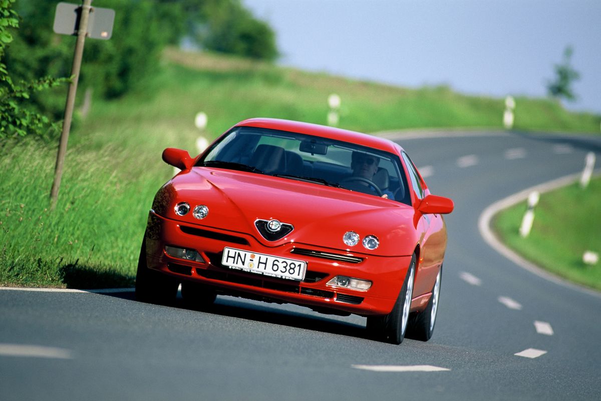 אלפא רומיאו GTV ‏1995. מרכב, צורה. קופה, 1 דור