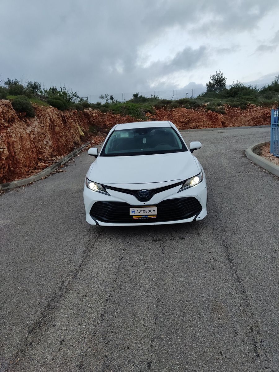 Toyota Camry 2nd hand, 2020, private hand