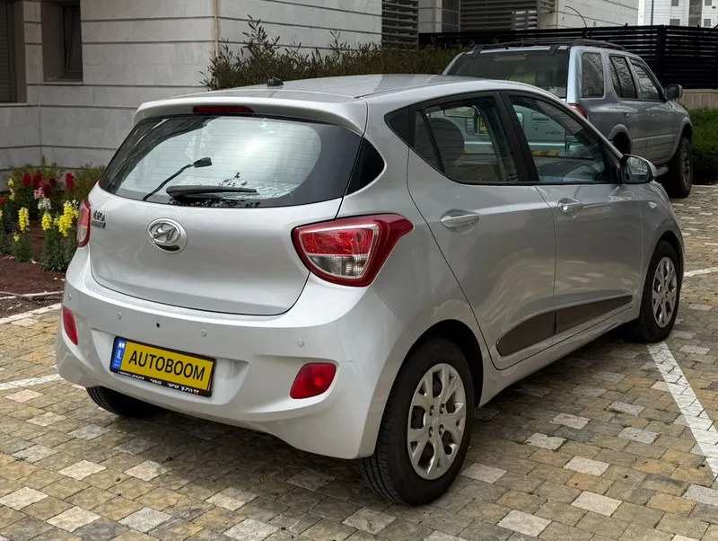 Hyundai i10 2nd hand, 2016, private