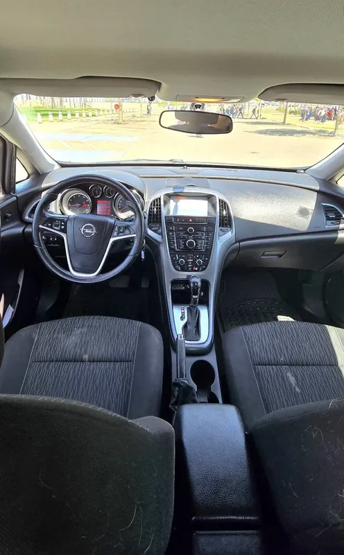 Opel Astra с пробегом, 2016