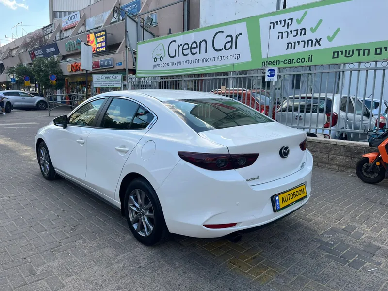 Mazda 3 с пробегом, 2021