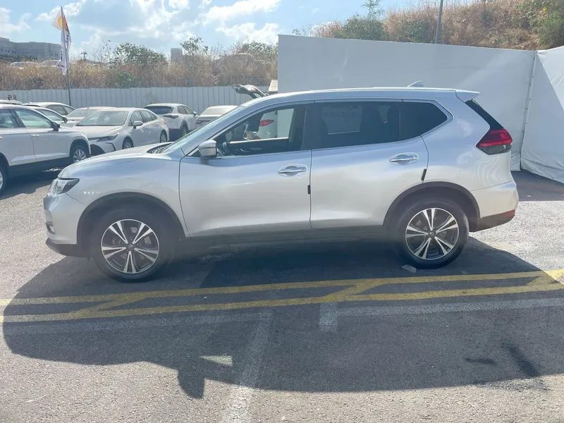 Nissan X-Trail 2nd hand, 2021