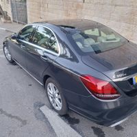 Mercedes C-Class 2nd hand, 2020, private