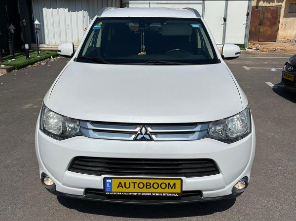 Mitsubishi Outlander с пробегом, 2014