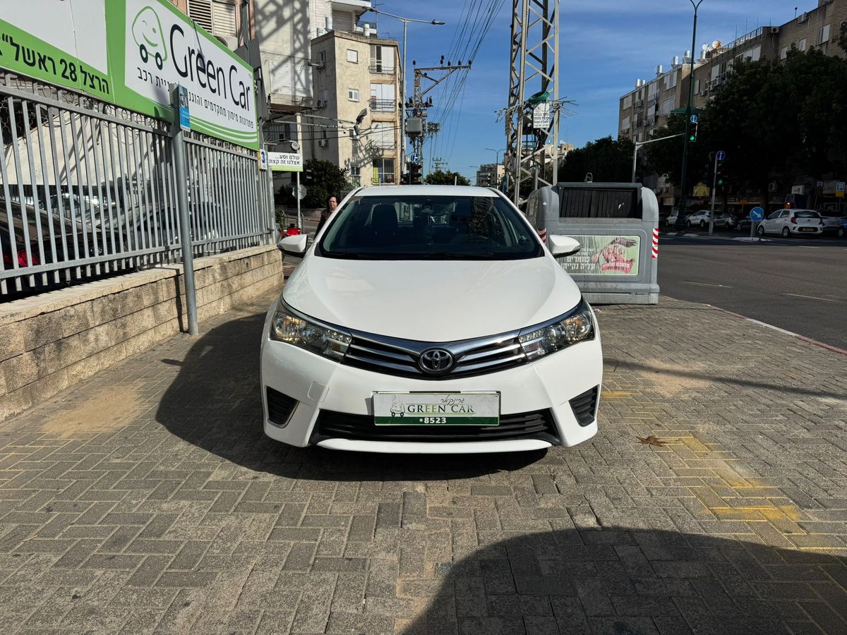 טויוטה קורולה יד 2 רכב, 2015, פרטי