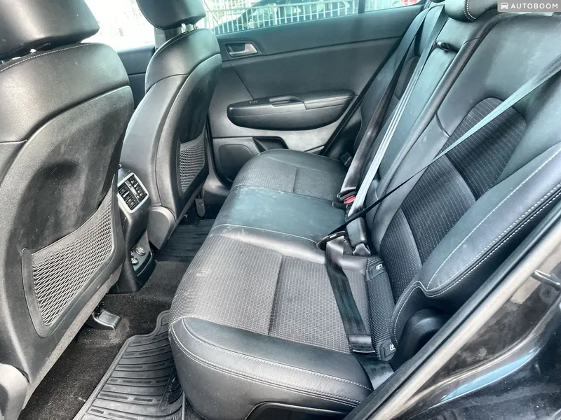 Kia Sportage 2nd hand, 2019, private