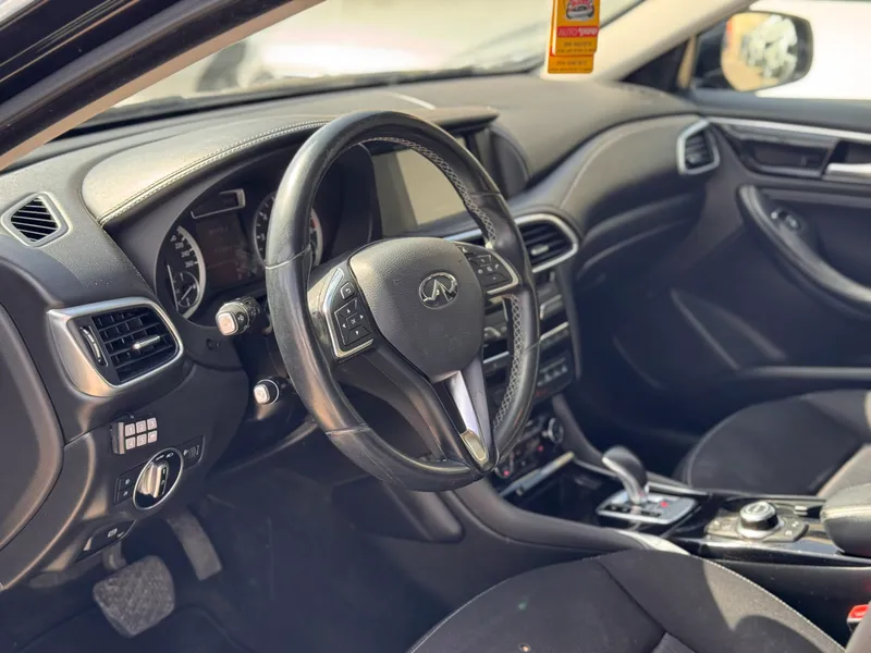 Infiniti Q30 2nd hand, 2017, private hand
