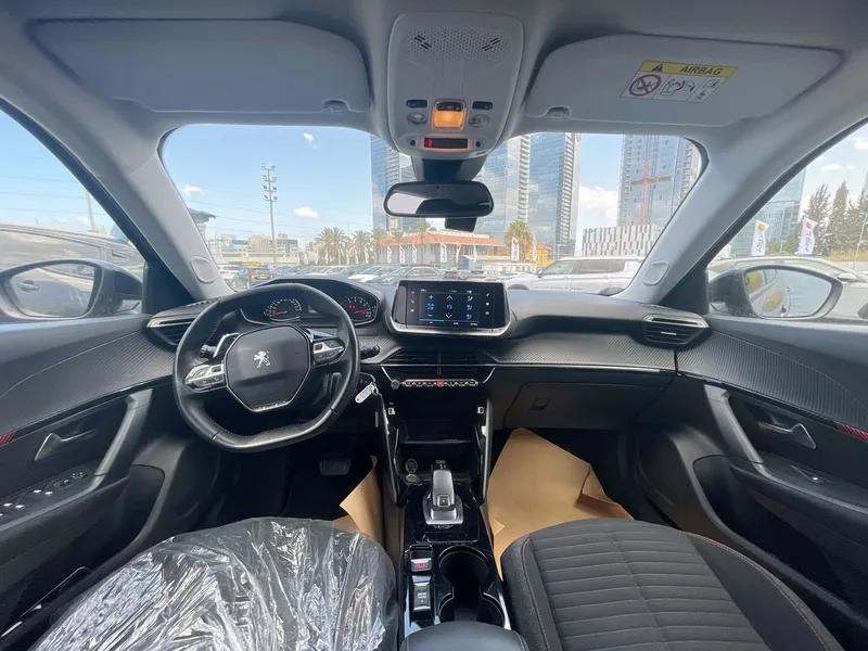 Peugeot 2008 2nd hand, 2022