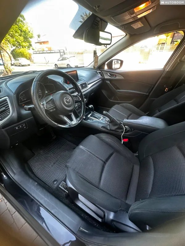 Mazda 3 с пробегом, 2019, частная