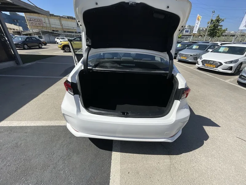 Toyota Corolla с пробегом, 2021