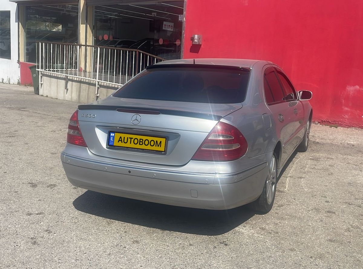 מרצדס E-Class יד 2 רכב, 2006, פרטי