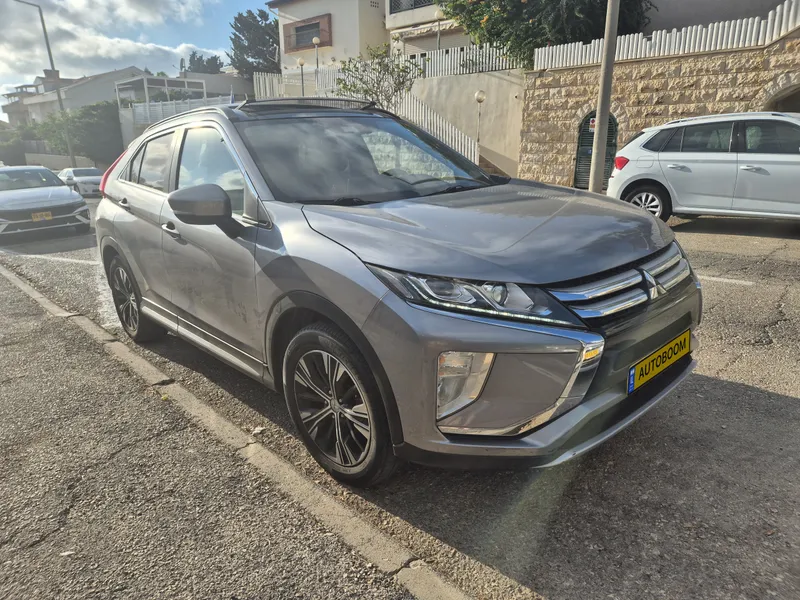 Mitsubishi Eclipse Cross 2nd hand, 2020, private