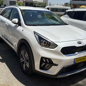 קיה נירו‏, 2021, תמונה