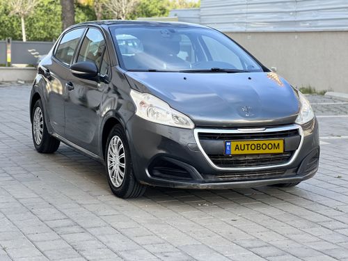 Peugeot 208, 2017, фото